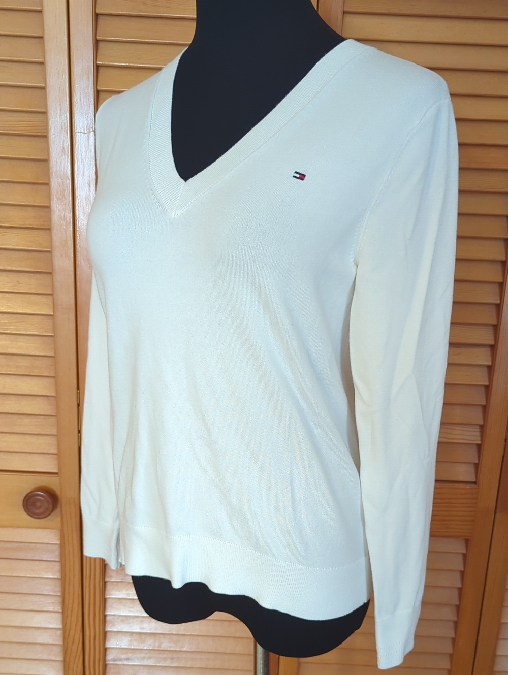 Tommy Hilfiger White V-neck Sweater Size Medium White Sweater With Logo
